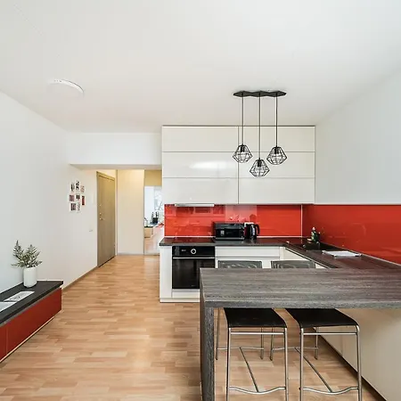 Apartamento Bright Near Station/ Urban Rent *