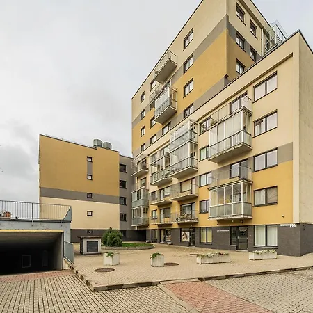 Lägenhet Bright Near Station/ Urban Rent