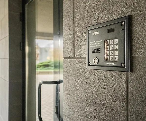 Apartament Bright Near Station/ Urban Rent Kowno